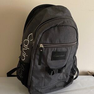 Men’s Calvin Klein utility commuter Backpack Charcoal gray like new large